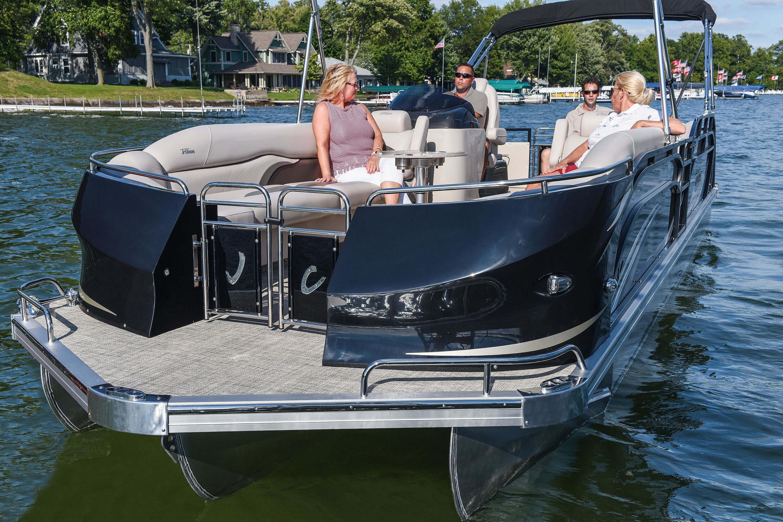 2017 JC TriToon Marine SportToon 28TT SSL Pontoon Boat Lifestyle