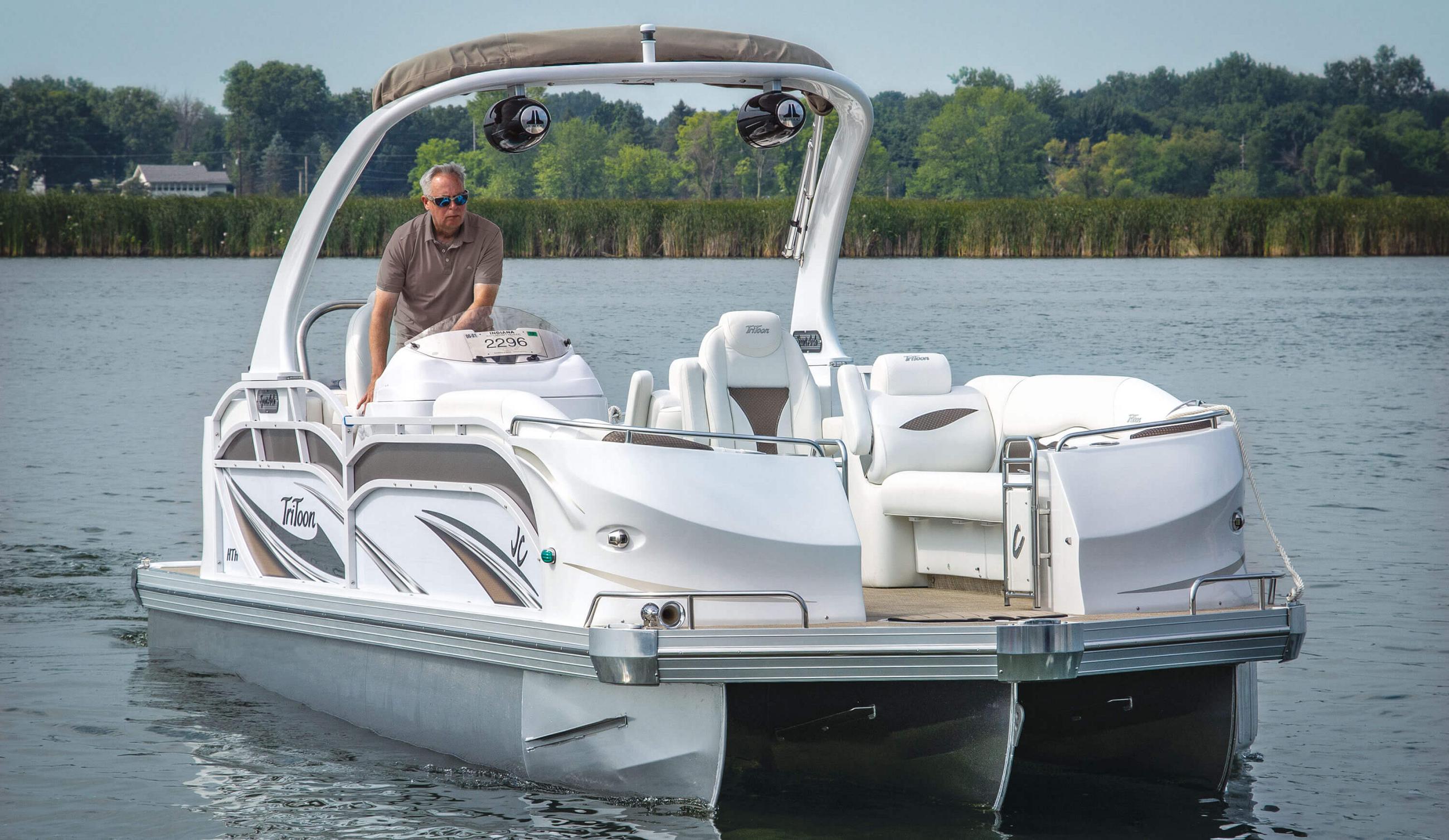 2019 JC TriToon Marine SportToon 26TT HTH Pontoon Boat Front