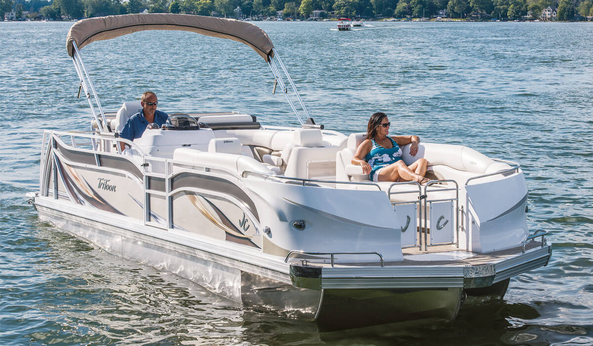 2017 TriToon Classic Pontoon Boats